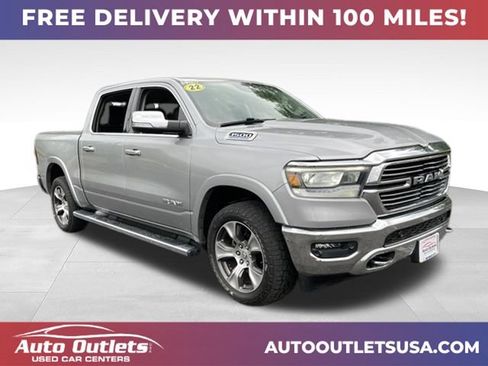 Used 2022 RAM 1500 Laramie AWD/4WD image 1