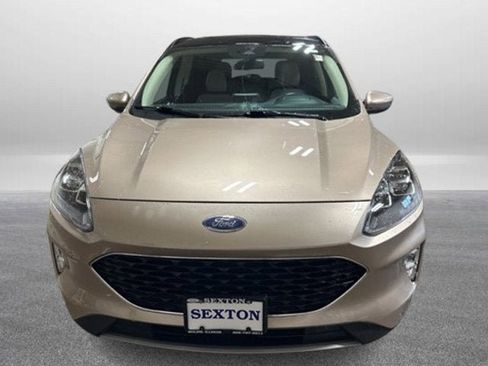 Certified 2020 Ford Escape Titanium image 4