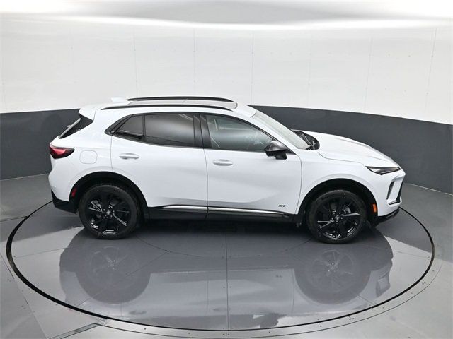 Used 2025 Buick Envision Sport Touring AWD/4WD image 16