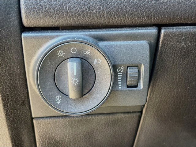 Used 2010 Lincoln MKX AWD image 8
