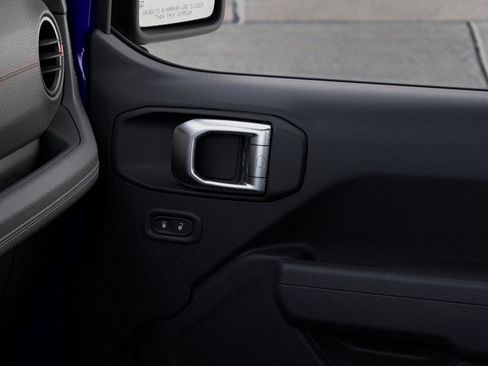 New 2026 Jeep Wrangler Unlimited Rubicon w/ Technology Group image 25