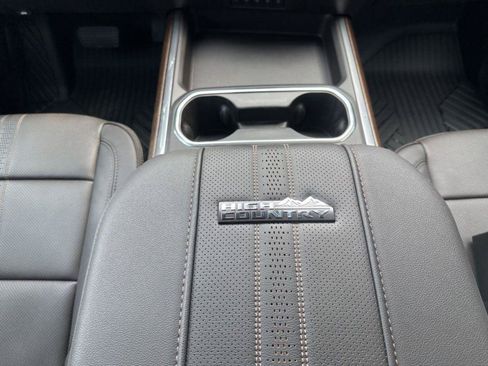 New 2026 Chevrolet Silverado 2500 High Country w/ High Country Premium Package AWD/4WD image 25
