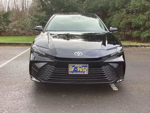 Certified 2025 Toyota Camry LE AWD/4WD image 21