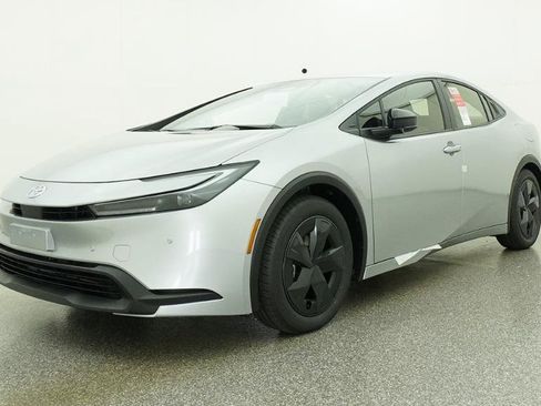 New 2026 Toyota Prius LE FWD image 20