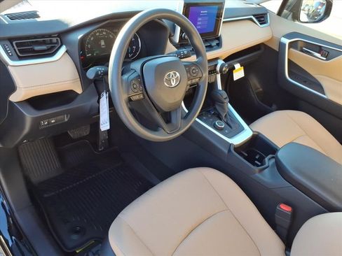 New 2025 Toyota RAV4 XLE image 4