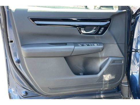 Certified 2025 Honda CR-V EX-L image 11