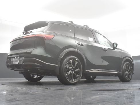 New 2026 INFINITI QX60 Autograph w/ Dark Cargo Package image 33