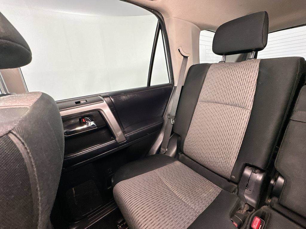 Used 2019 Toyota 4Runner SR5 AWD/4WD image 12