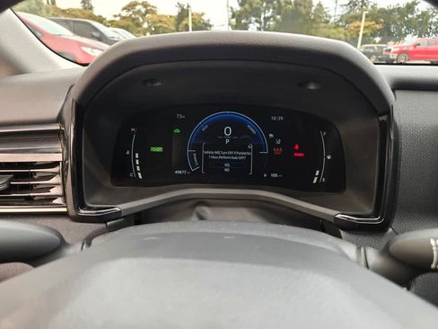 Used 2025 Toyota Camry LE FWD image 16