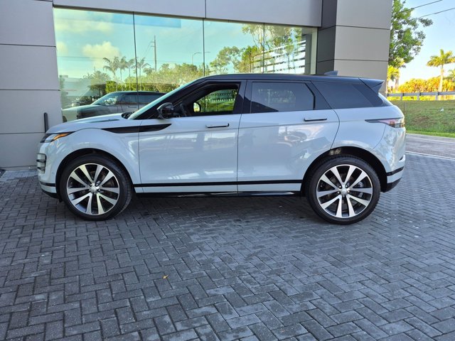 Certified 2026 Land Rover Range Rover Evoque Dynamic SE AWD/4WD image 9