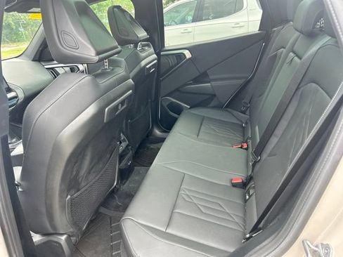 Used 2025 BMW X3 xDrive30i w/ M Sport Package AWD/4WD image 6