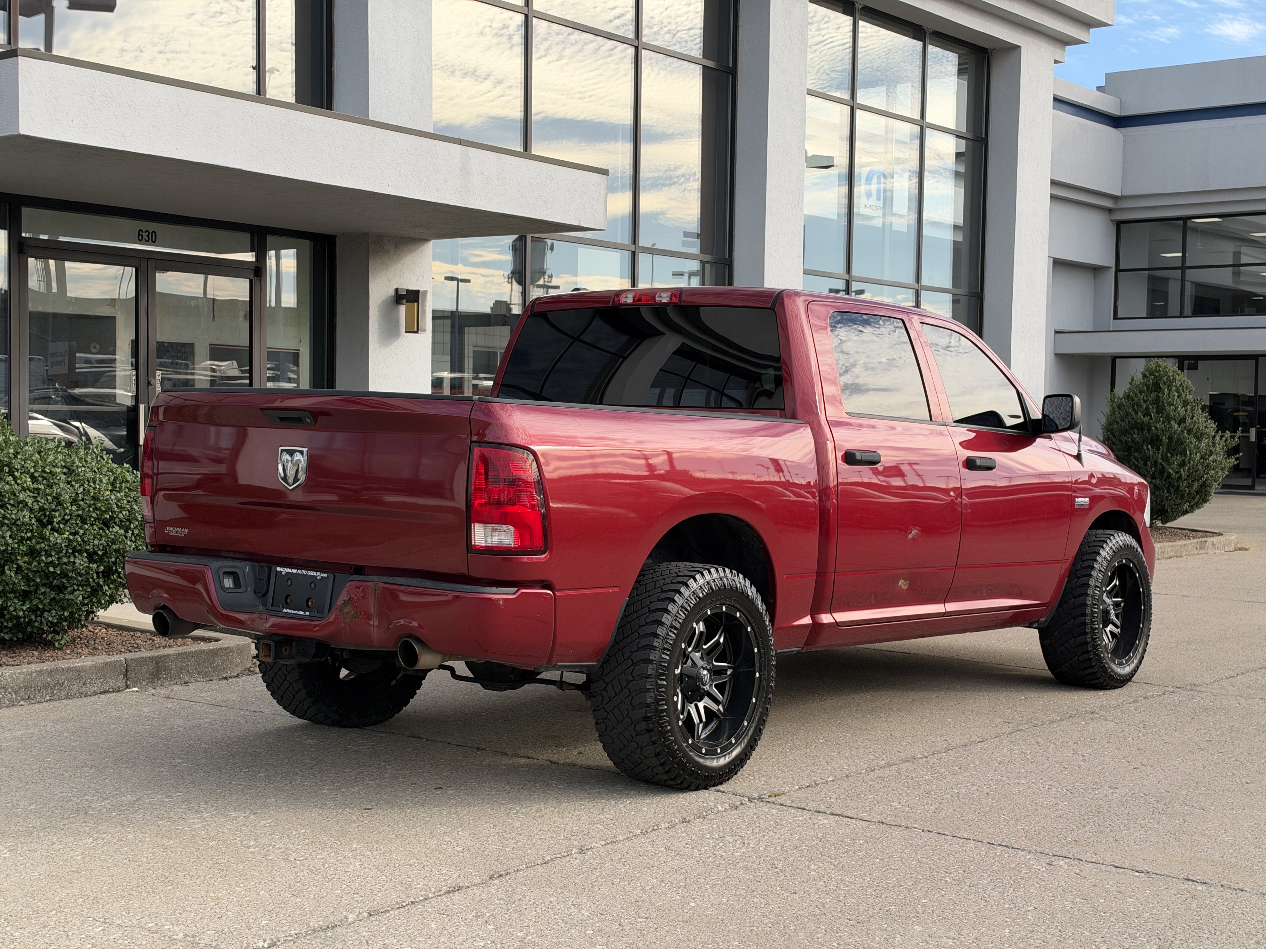 Used 2014 RAM 1500 Express AWD/4WD image 4
