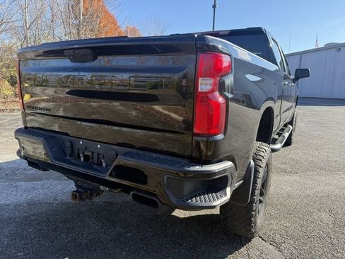Used 2021 Chevrolet Silverado 1500 LT Trail Boss image 4