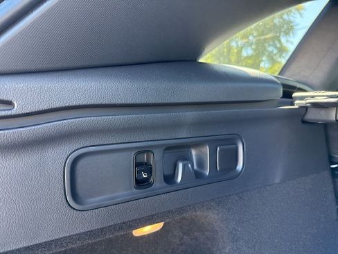 Certified 2026 Mercedes-Benz GLC 300 4MATIC image 29