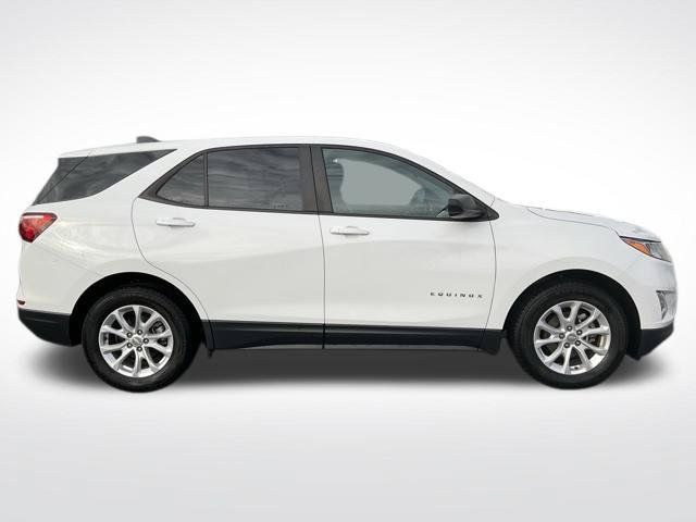 Used 2021 Chevrolet Equinox LS w/ LS Convenience Package FWD image 8