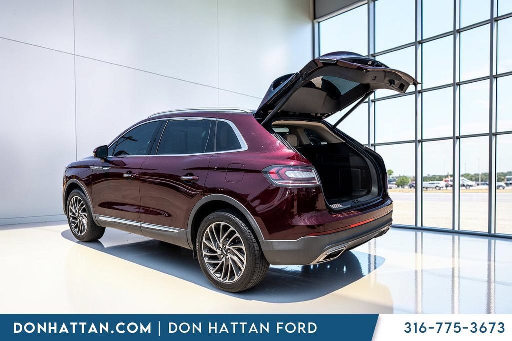 Used 2020 Lincoln Nautilus Reserve AWD/4WD image 26
