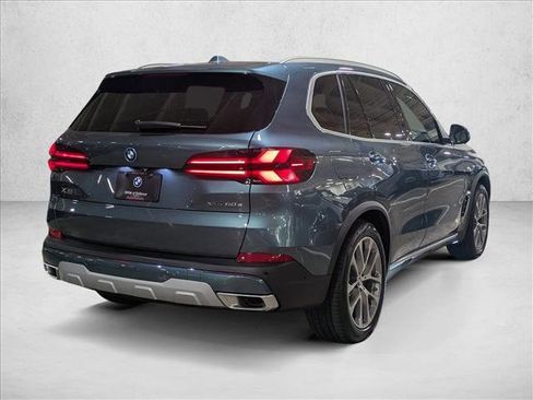 Used 2026 BMW X5 xDrive50e w/ Executive Package AWD/4WD image 2