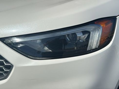 Certified 2023 Ford Edge SEL w/ Convenience Package image 6
