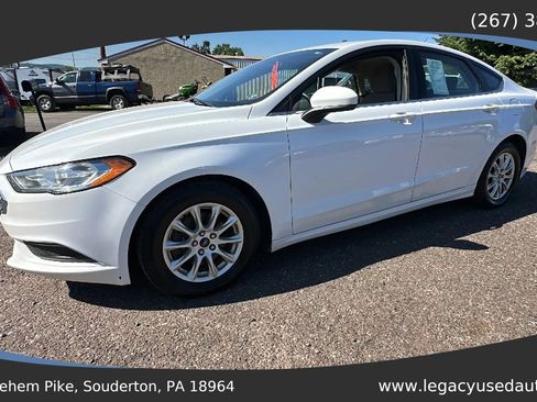 Used 2018 Ford Fusion S FWD image 2