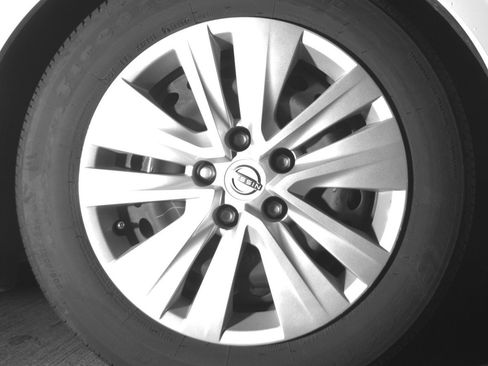 Used 2025 Nissan Sentra S image 13