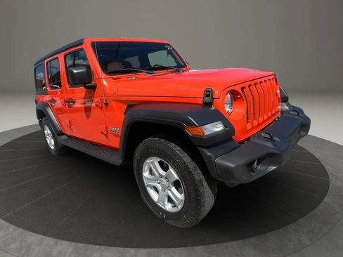 Used 2020 Jeep Wrangler Unlimited Sport S AWD/4WD image 3