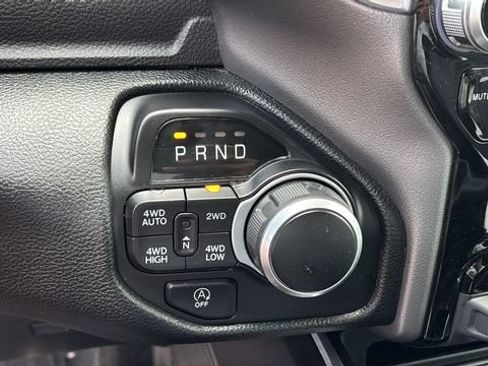 Used 2022 RAM 1500 Big Horn AWD/4WD image 30