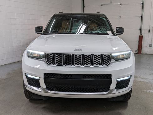 Used 2024 Jeep Grand Cherokee L Summit AWD/4WD image 12