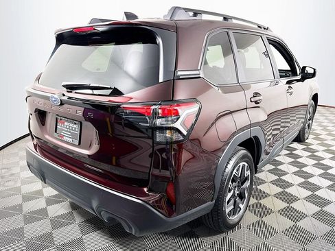 Used 2026 Subaru Forester Premium AWD/4WD image 7