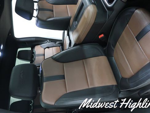 Used 2022 Chevrolet Silverado 2500 High Country image 42