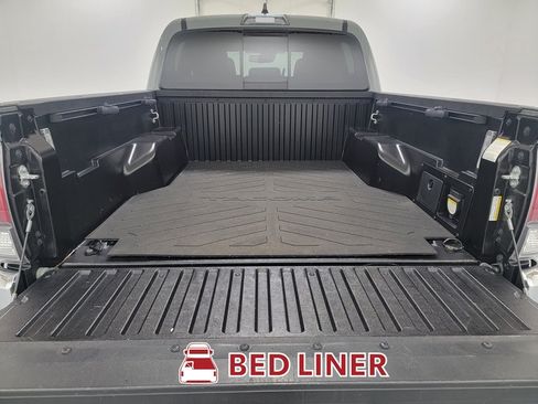 Certified 2023 Toyota Tacoma TRD Off-Road AWD/4WD image 25