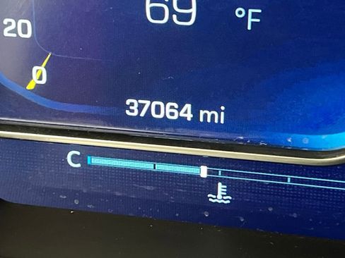 Used 2023 Chevrolet Silverado 1500 LT image 41