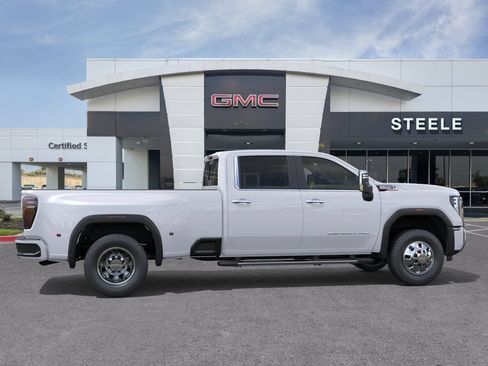 New 2026 GMC Sierra 3500 Denali w/ Denali Reserve Package AWD/4WD image 5