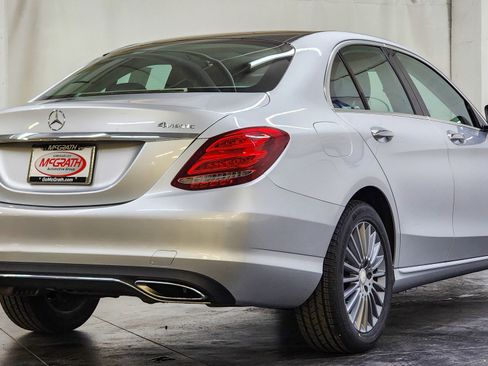Used 2015 Mercedes-Benz C 300 4MATIC Sedan image 5