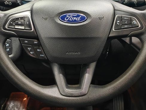 Used 2019 Ford Escape SE AWD/4WD image 5