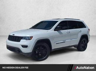 Used 2018 Jeep Grand Cherokee Laredo AWD/4WD video 1