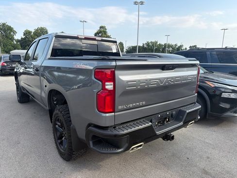 Used 2021 Chevrolet Silverado 1500 LT Trail Boss w/ Convenience Package II AWD/4WD image 6