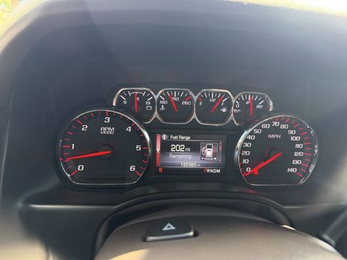 Used 2016 GMC Yukon SLT w/ Open Road Package RWD image 24