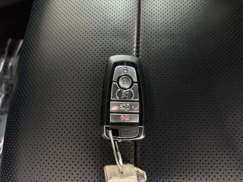 Used 2024 Ford Mustang Premium image 21