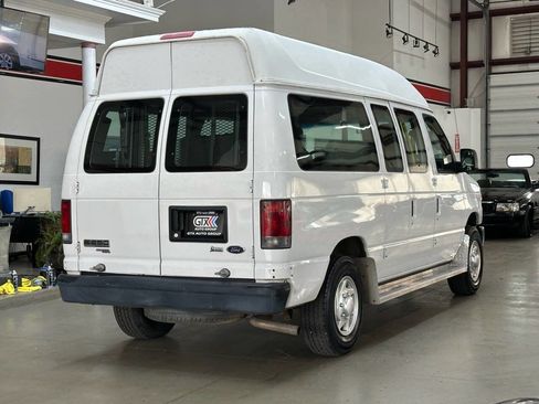 Used 2012 Ford E-250 and Econoline 250 w/ PWR Group image 2
