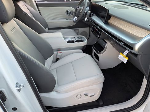 New 2026 Hyundai Ioniq 9 SEL image 24