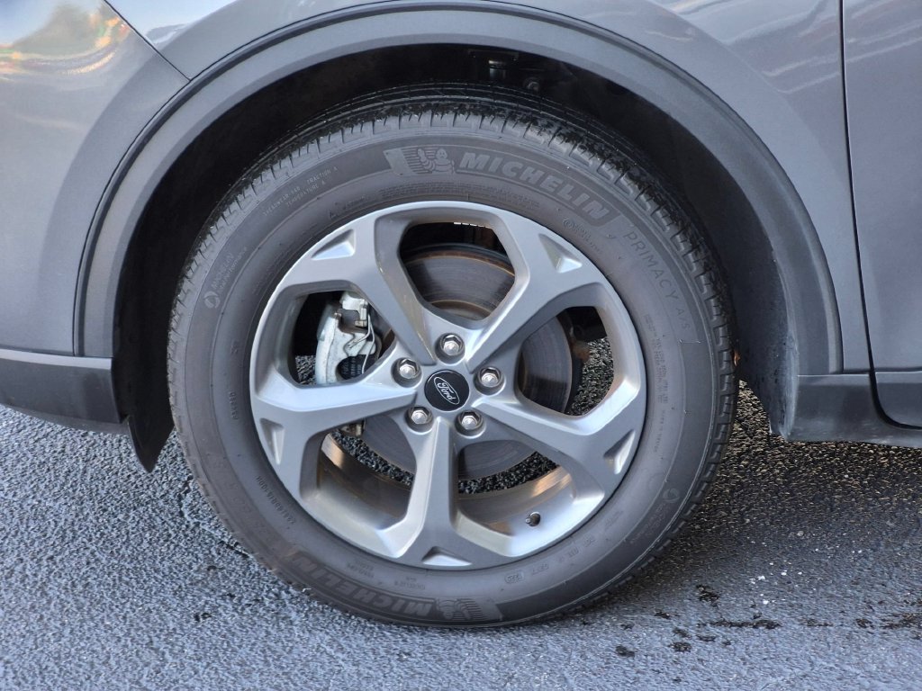 Used 2025 Ford Escape ST-Line AWD/4WD image 29