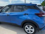 Used 2021 Nissan Kicks S image 4