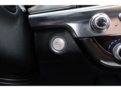 Used 2022 Kia Telluride S FWD image 26