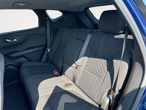 Used 2022 Chevrolet Blazer LT image 13