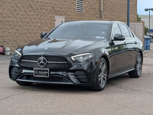 Used 2021 Mercedes-Benz E 350 4MATIC Sedan image 3