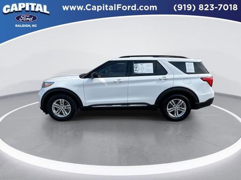 Used 2024 Ford Explorer XLT w/ Equipment Group 202A image 5