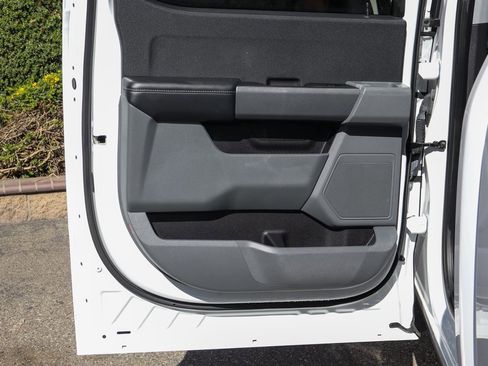 Used 2021 Ford F150 XLT image 40