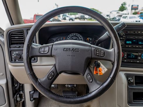 Used 2007 GMC Sierra 3500 SLT w/ Heavy-Duty Power Package image 19