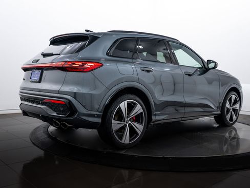 New 2025 Audi SQ5 Premium Plus image 4