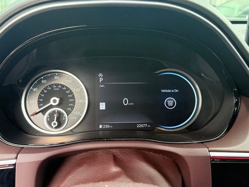 Used 2023 Genesis GV70 2.5T w/ Advanced Package image 11